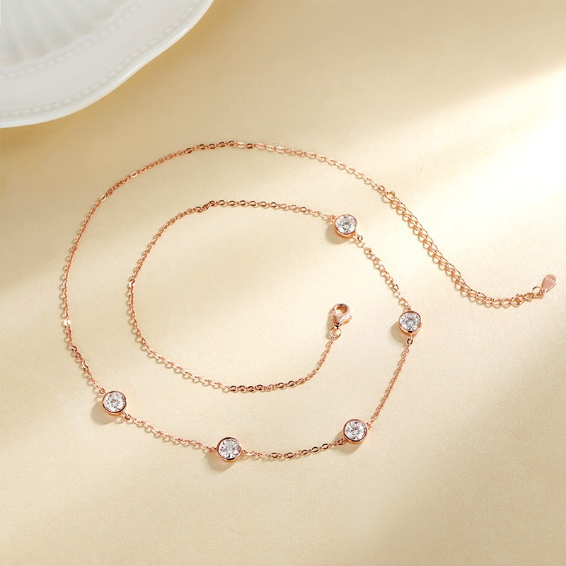 Collana Moissanite da 5 mm cer - Bezels Set Pendant recensione e prezzo